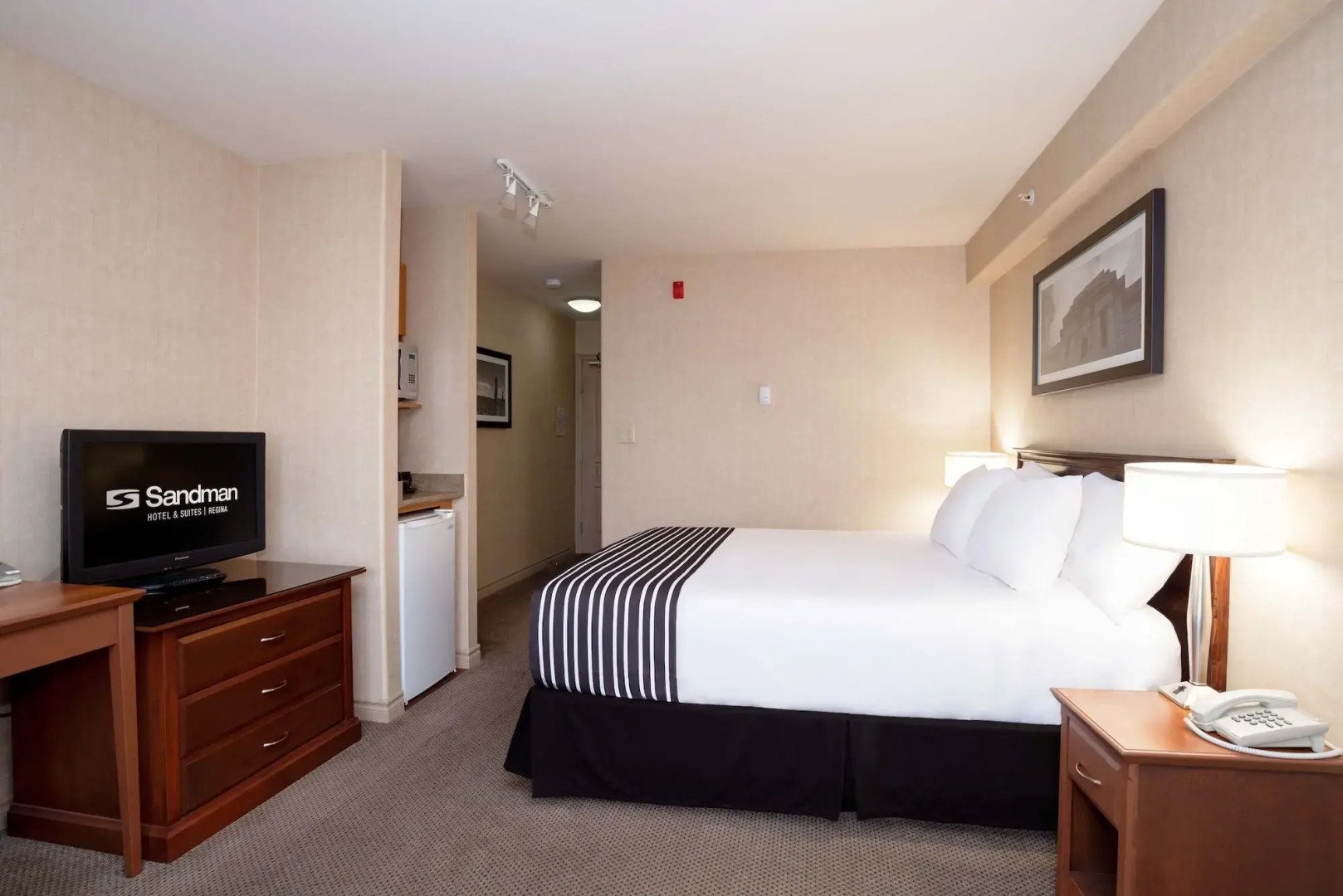 Sandman Hotel & Suites Regina