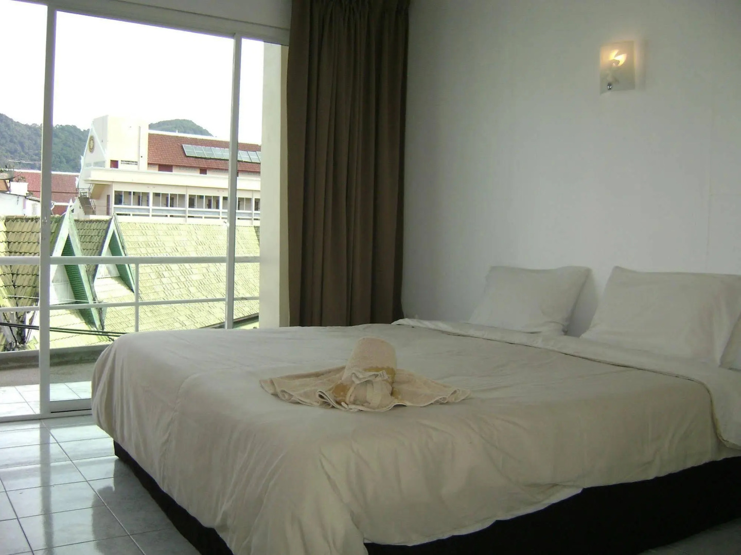 B & B Patong Beach House