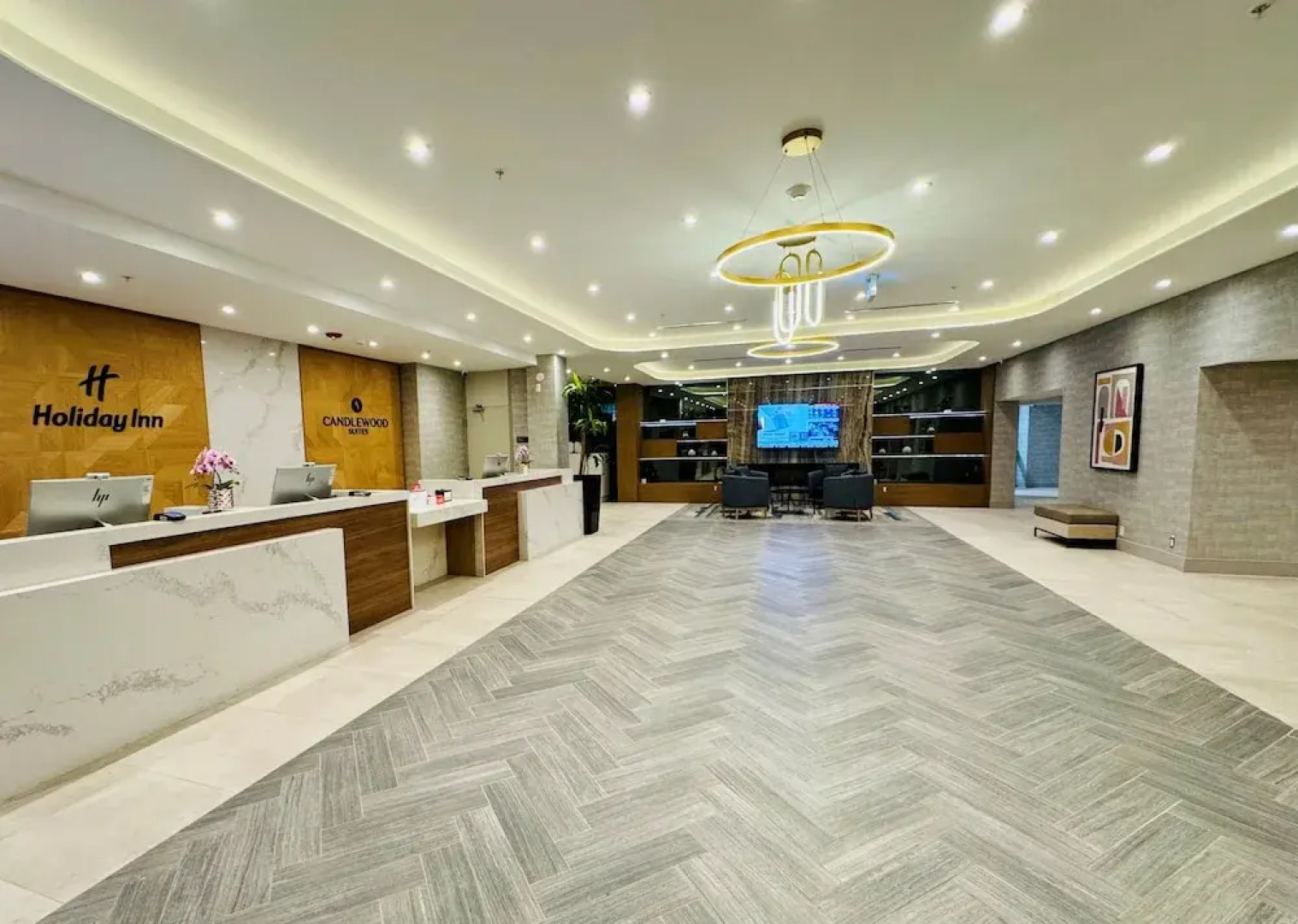 Candlewood Suites Burlington Conference Centre by IHG