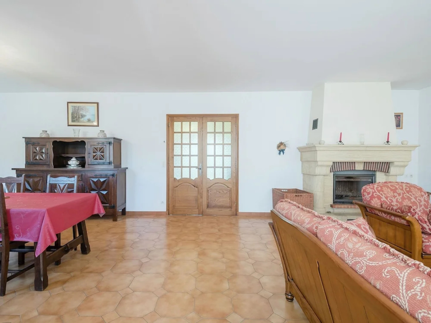 Refined Holiday Home in Villefranche-du-perigord With Garden