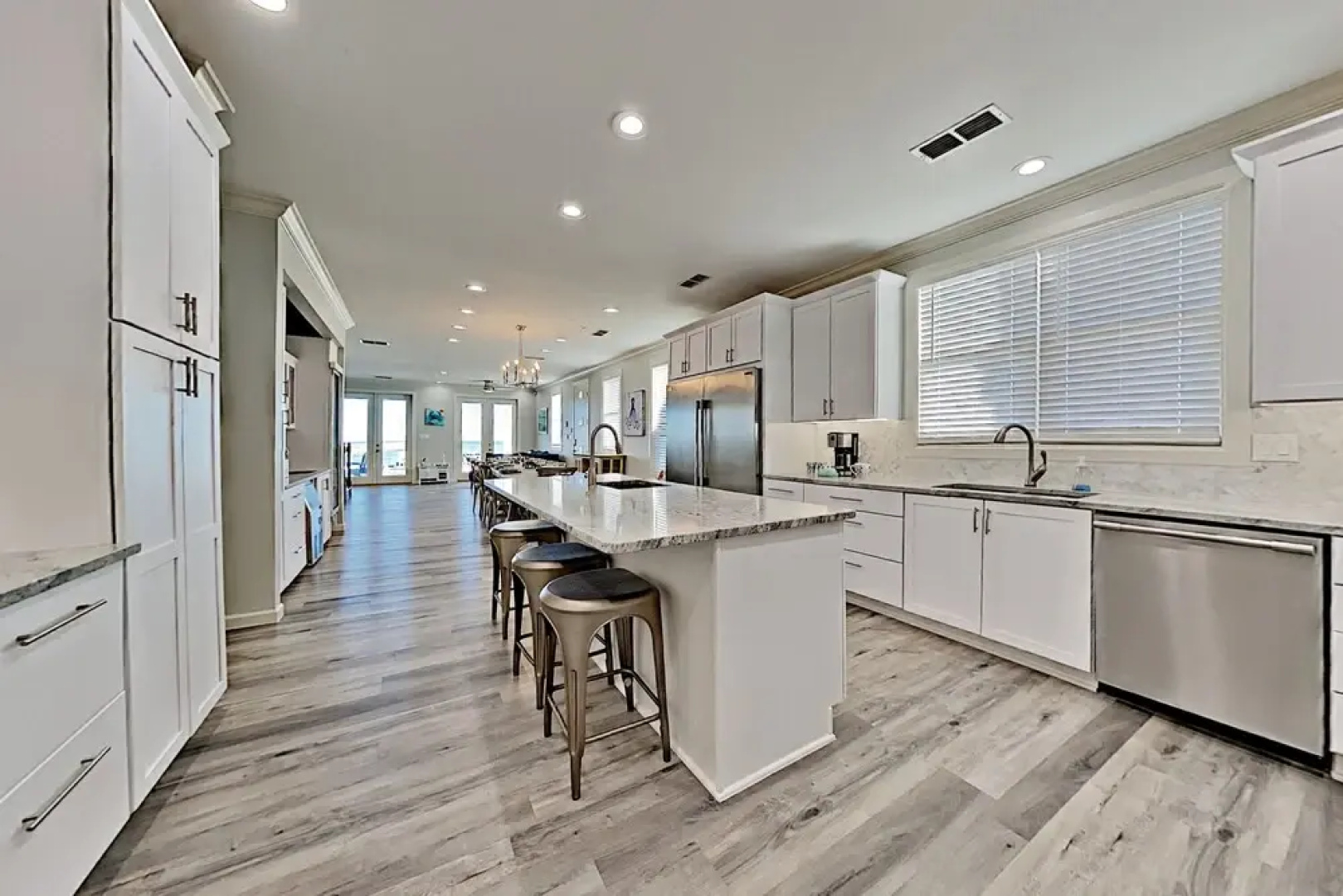 1231Swat 7 Bedroom Home
