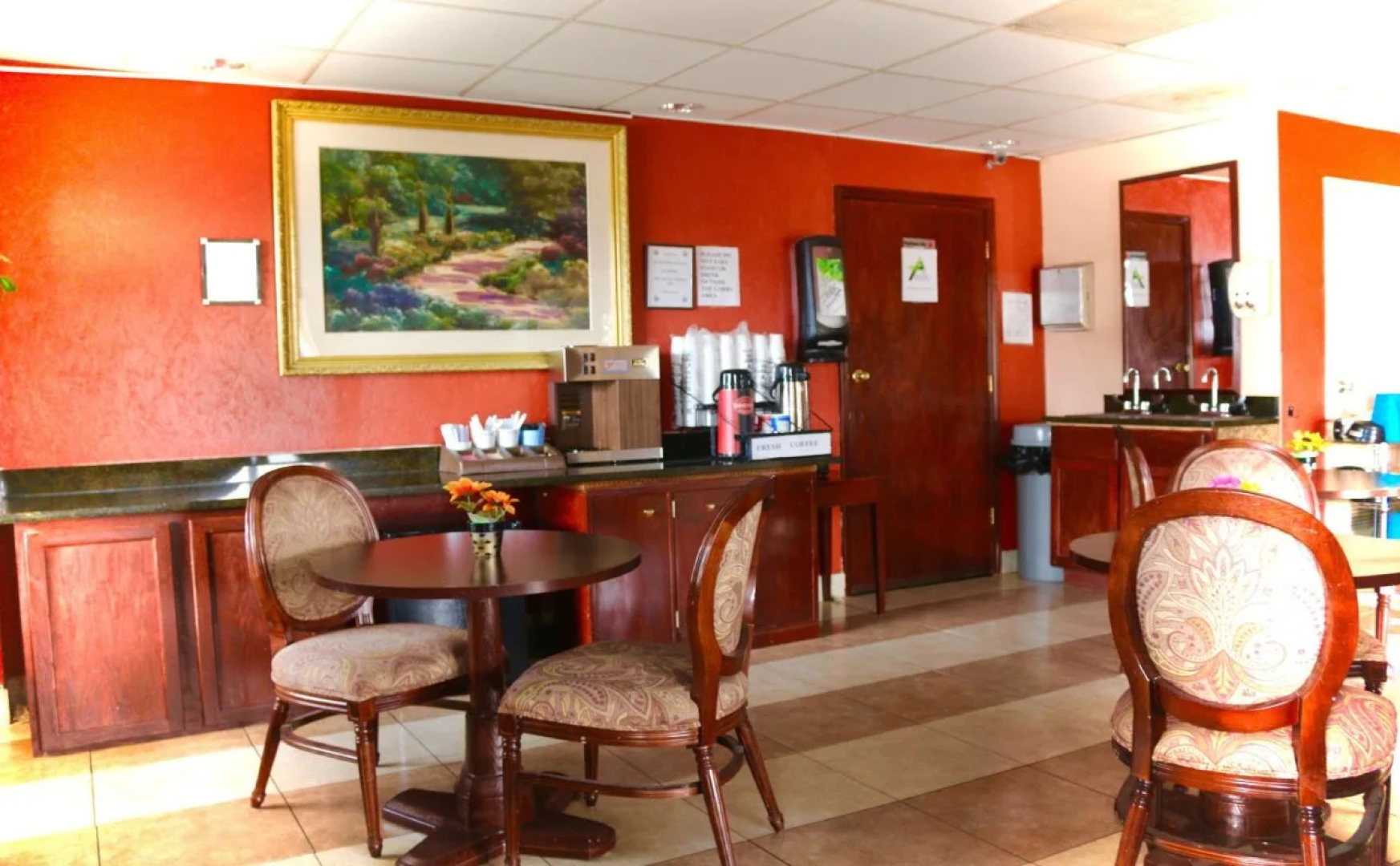 Americas Best Value Inn Stockbridge