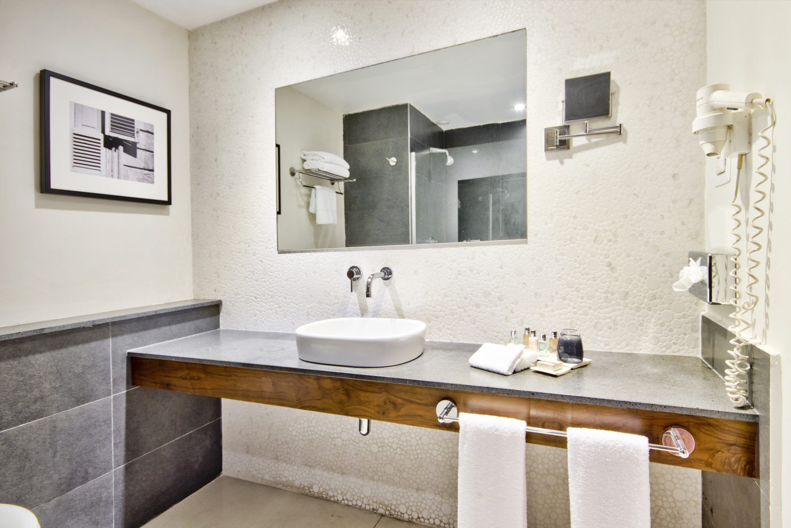 The George, Urban Boutique Hotel