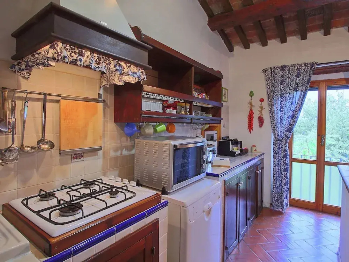 Belvilla by OYO Casa Cielo