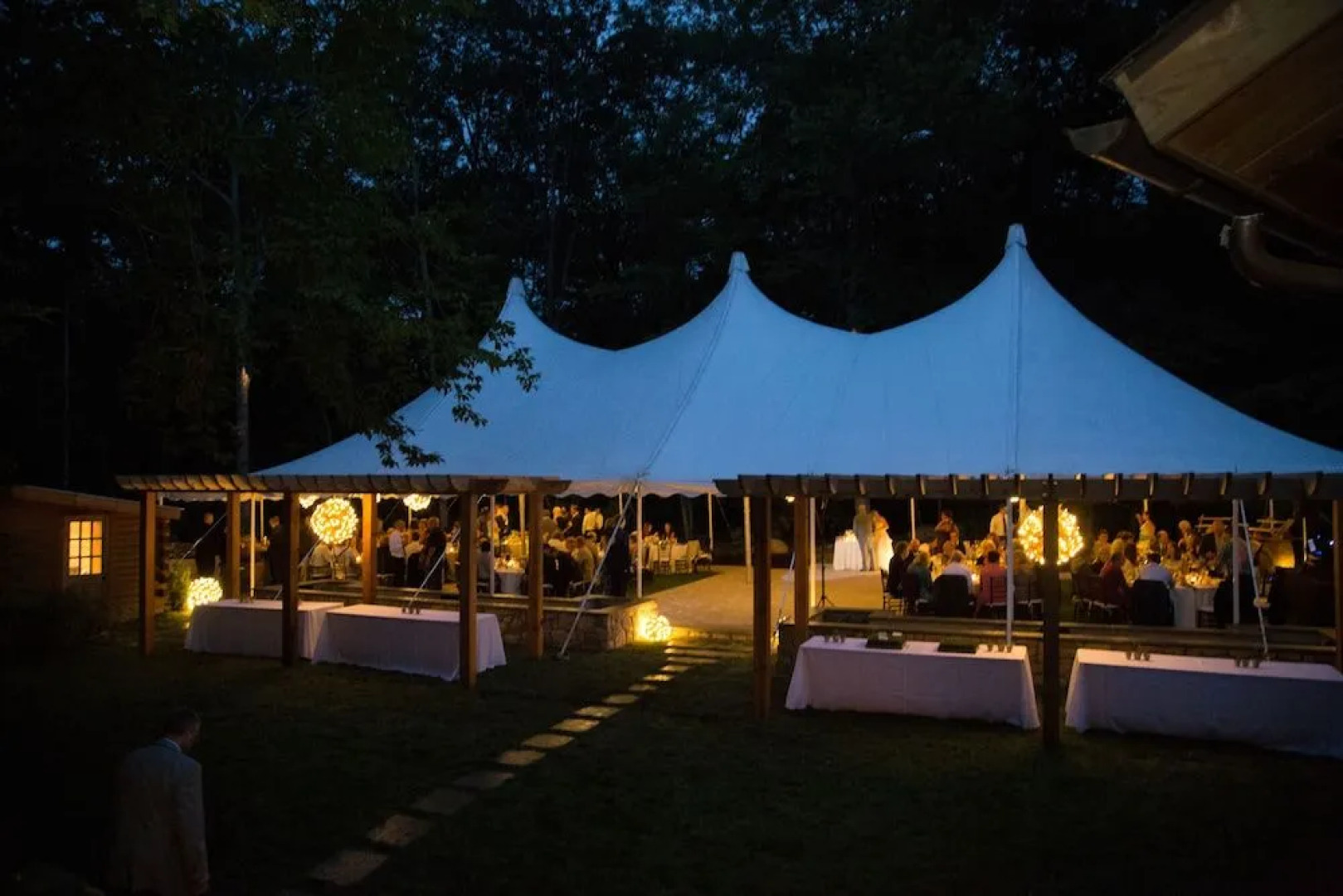 Chatfield Hollow Inn