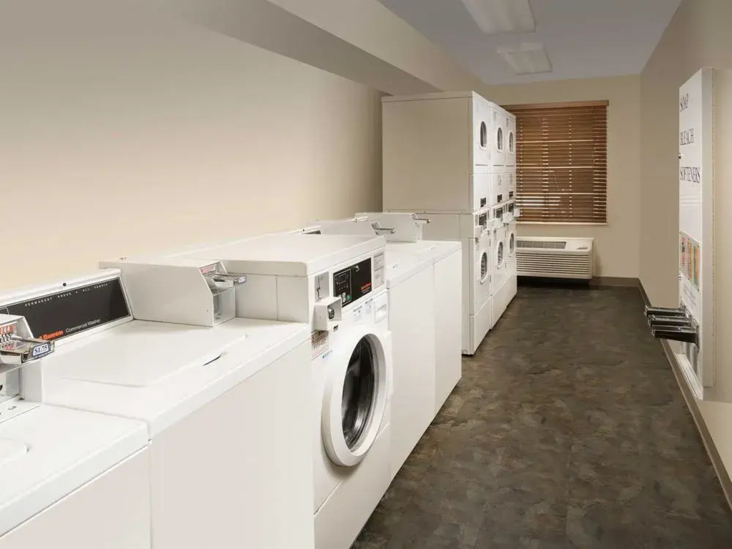 WoodSpring Suites Columbia Lexington