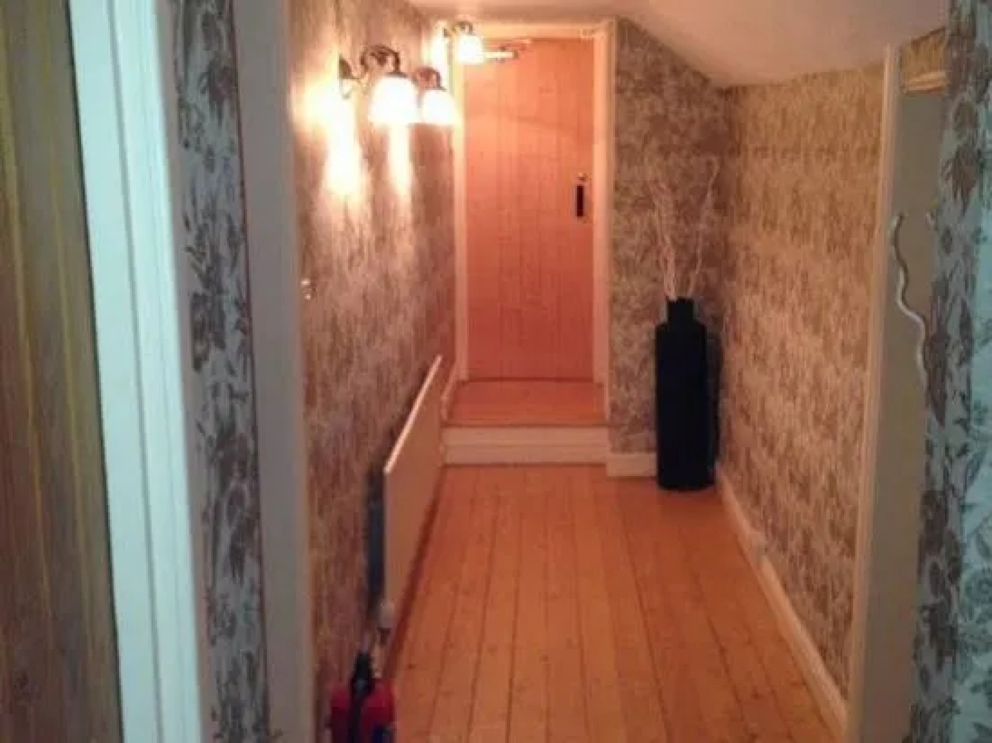 The Golden Lion Hotel