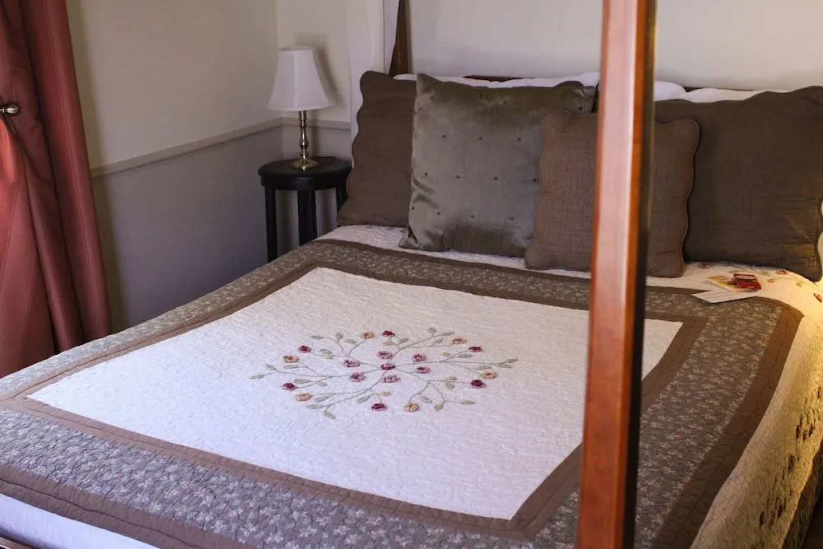 Moore House Bed and Breakfast