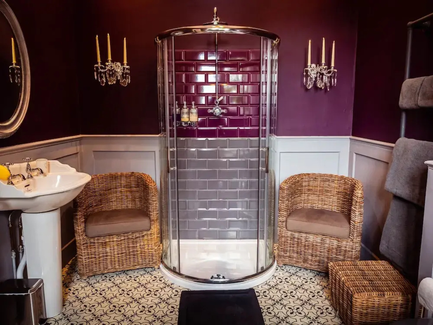 Lonsdale Villa Retreat