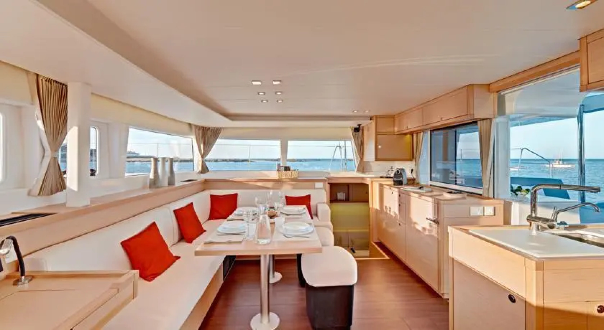 Bliss Boutique Yachting - Athens, Greece