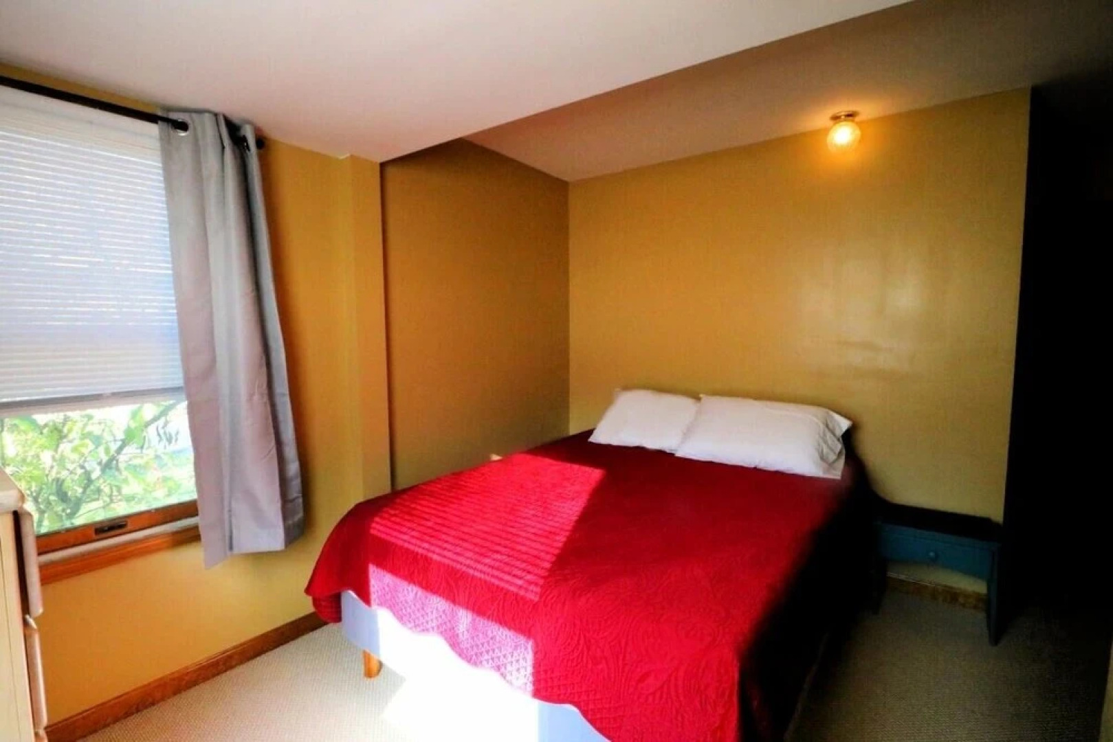 1 Maple Avenue 2 Bedroom Home by Redawning