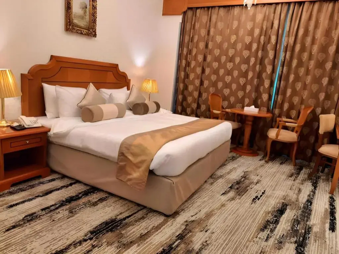 Royal Concorde Hotel & Suite