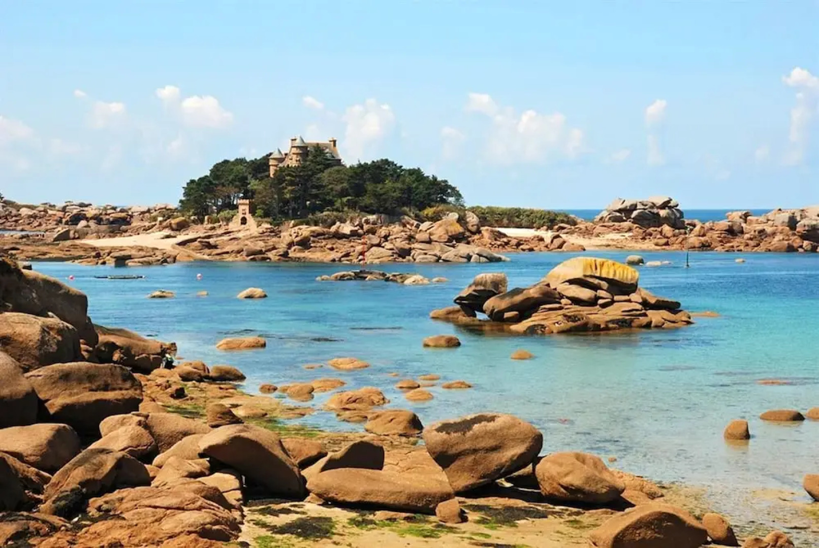 Studio in Saint-brieuc, With Furnished Balcony and Wifi