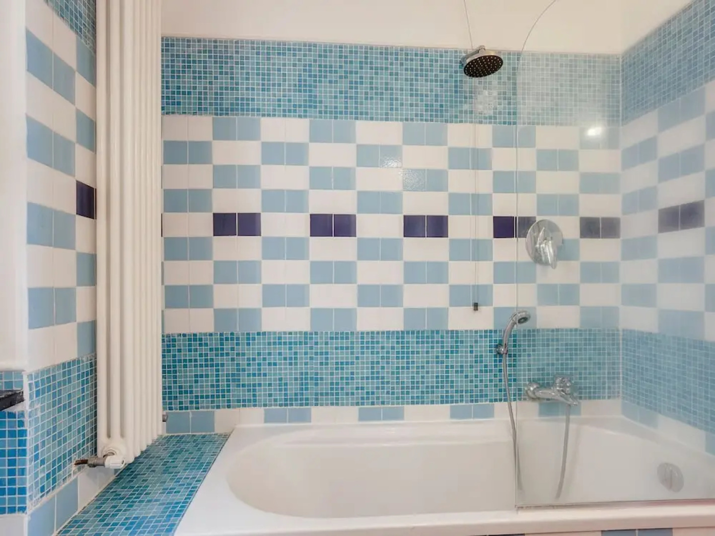 Dreamy Holiday Home in Recco With Swimming Pool