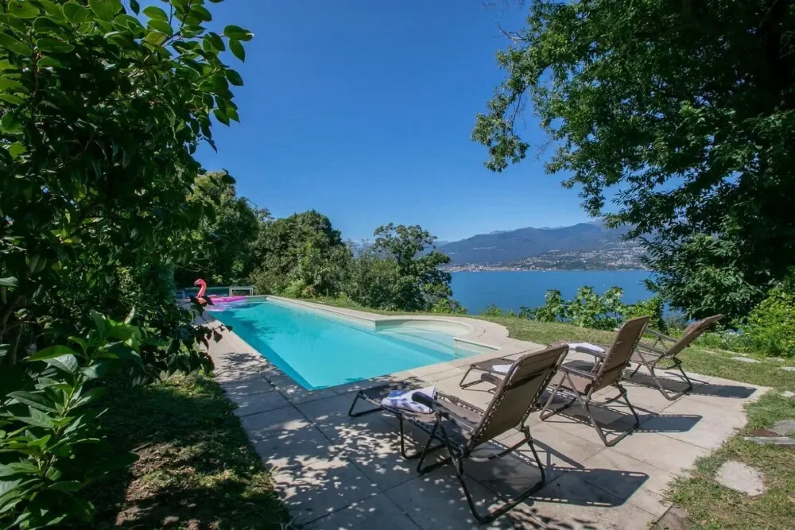 Villa Al Golfo Pool and View