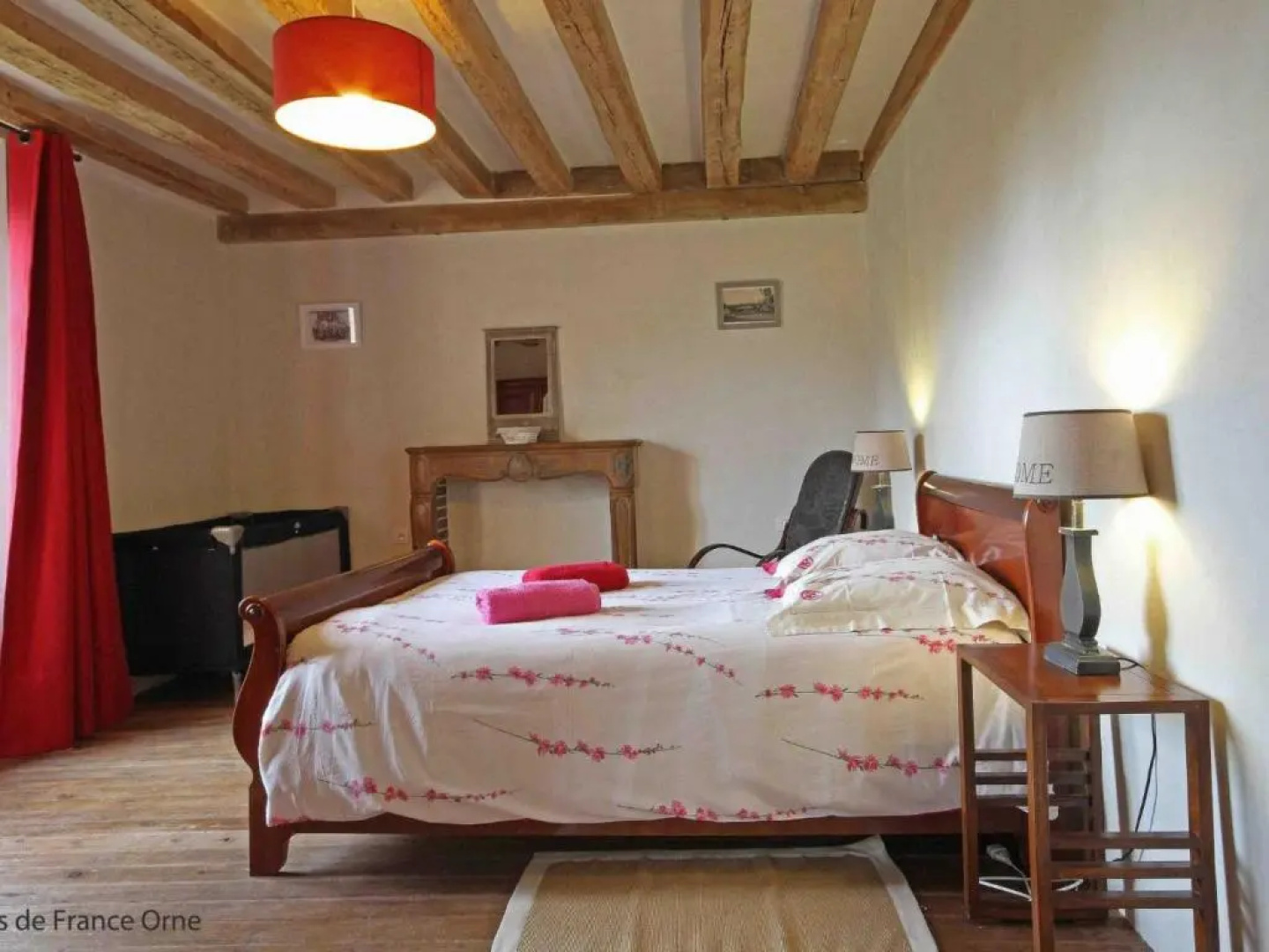 Gîte la Gonfrière, 5 Pièces, 8 Personnes - Fr-1-497-78