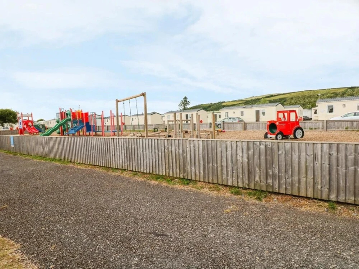 Charming 3-bed Chalet in Kidwelly