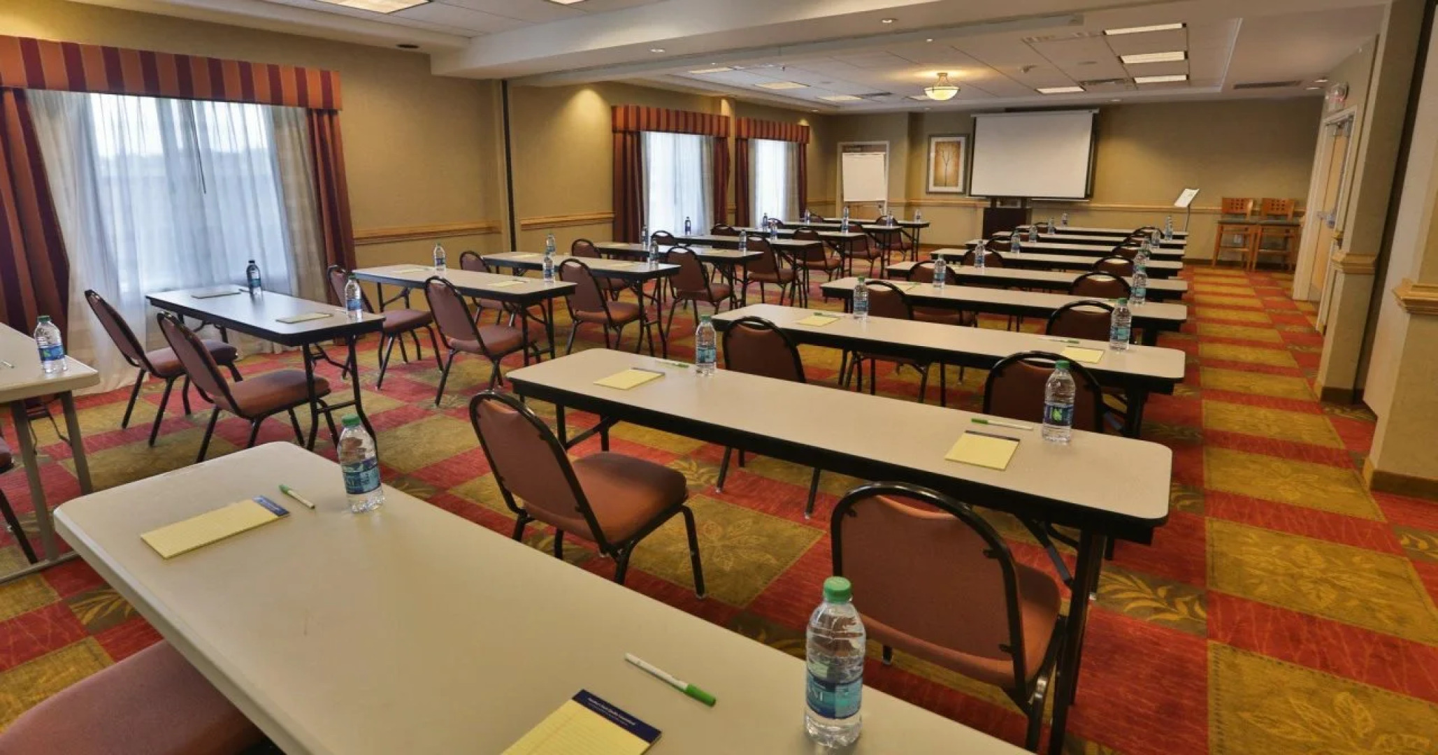 Holiday Inn Express & Suites Asheville Downtown by IHG