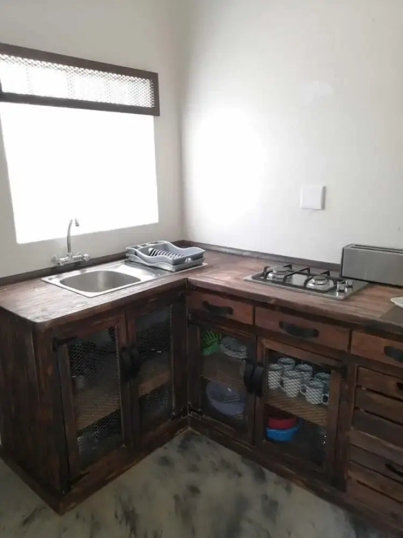 River Rock Guesthouse