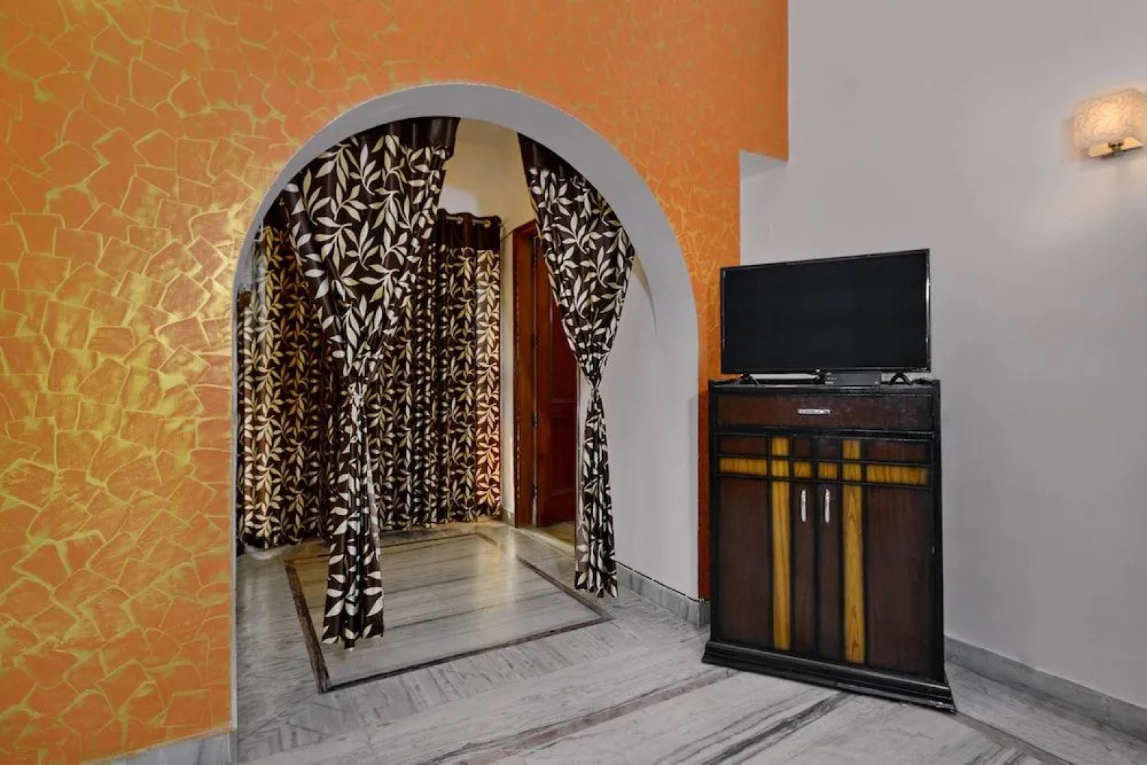 Oyo Home 16133 2Bhk Luxury Farmhouse