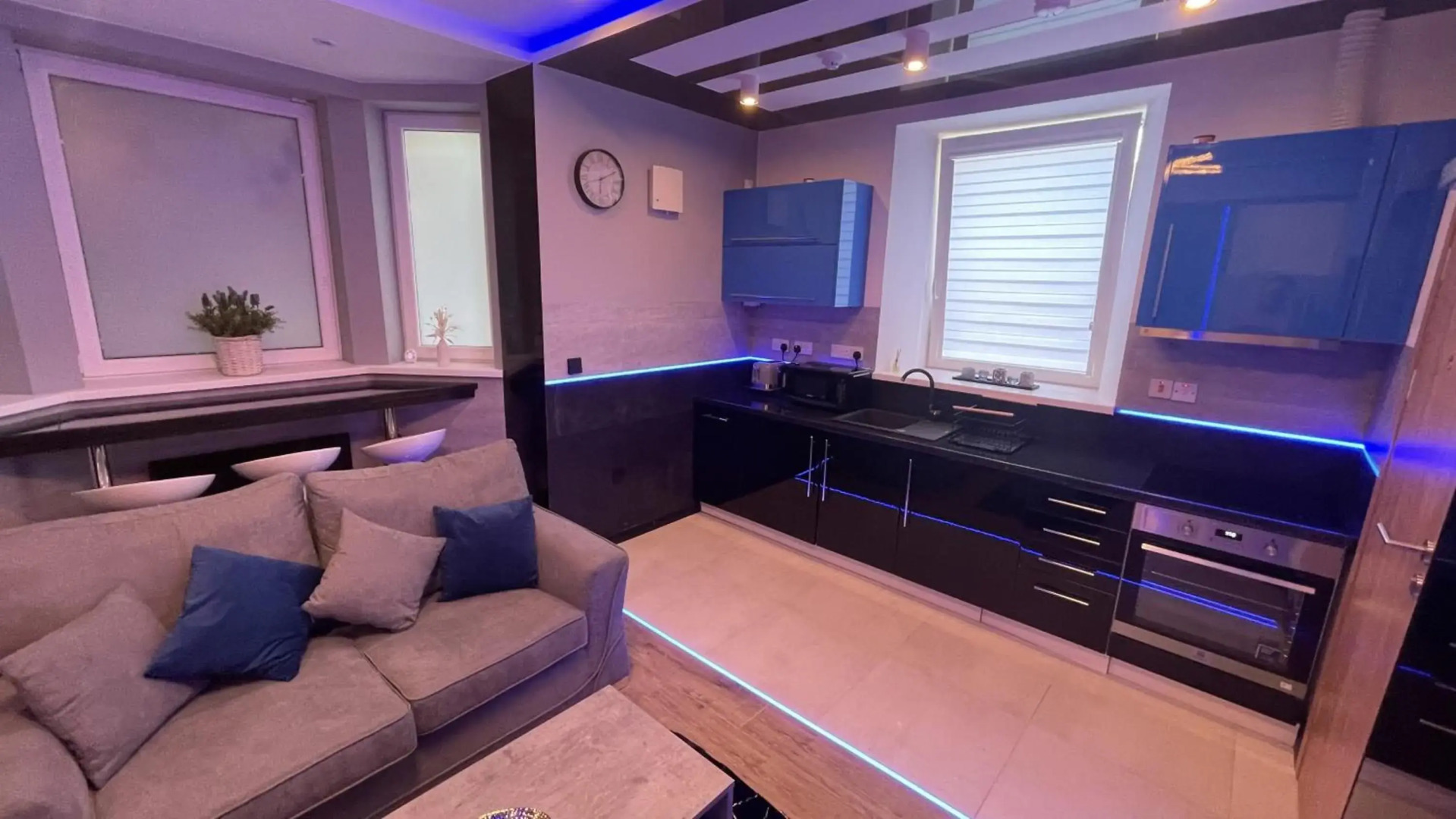 #1 TGHA Luxury Studio Apartment in Athlone