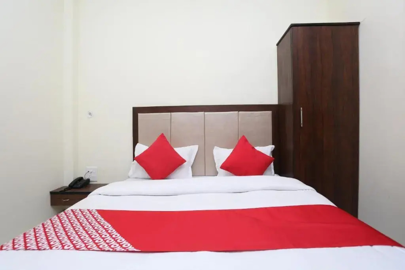 Regal by OYO Rooms