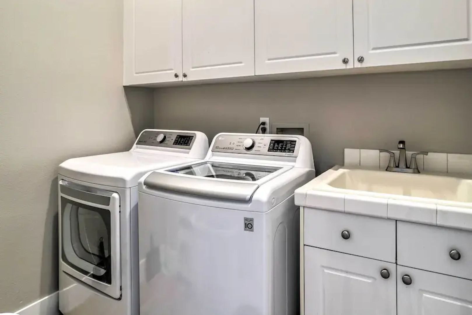 Updated & Modern Palm Desert Hideaway w/ Pool