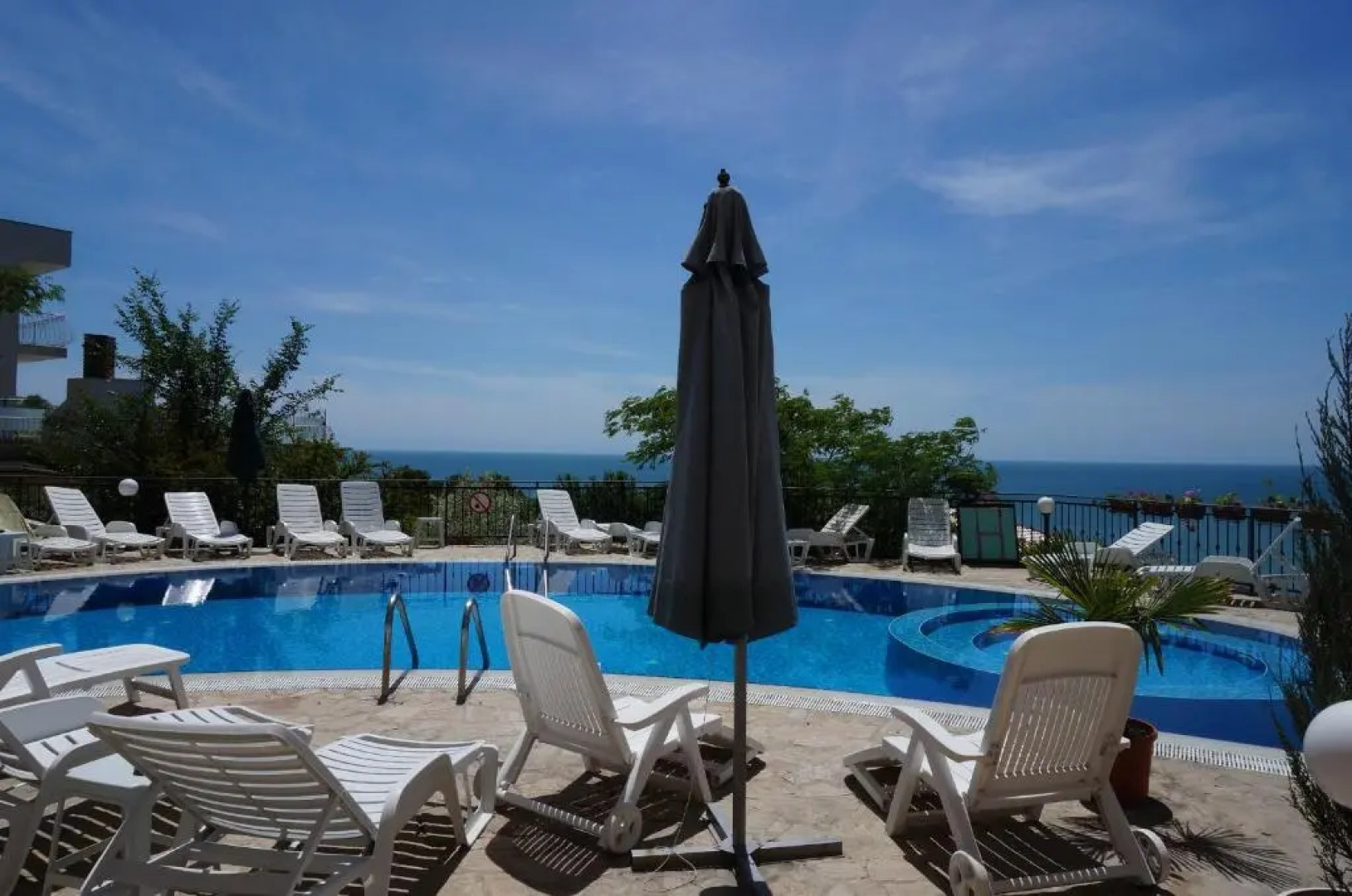 Apartments in Villa Saint George