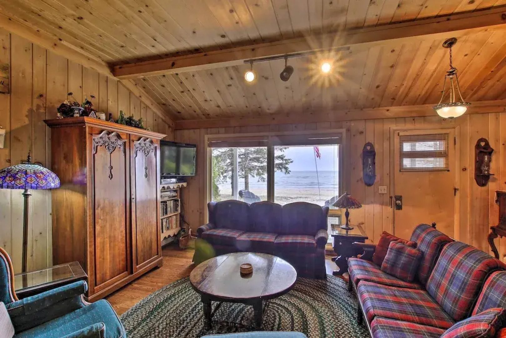 Cozy Baileys Harbor Cottage on Lake Michigan!