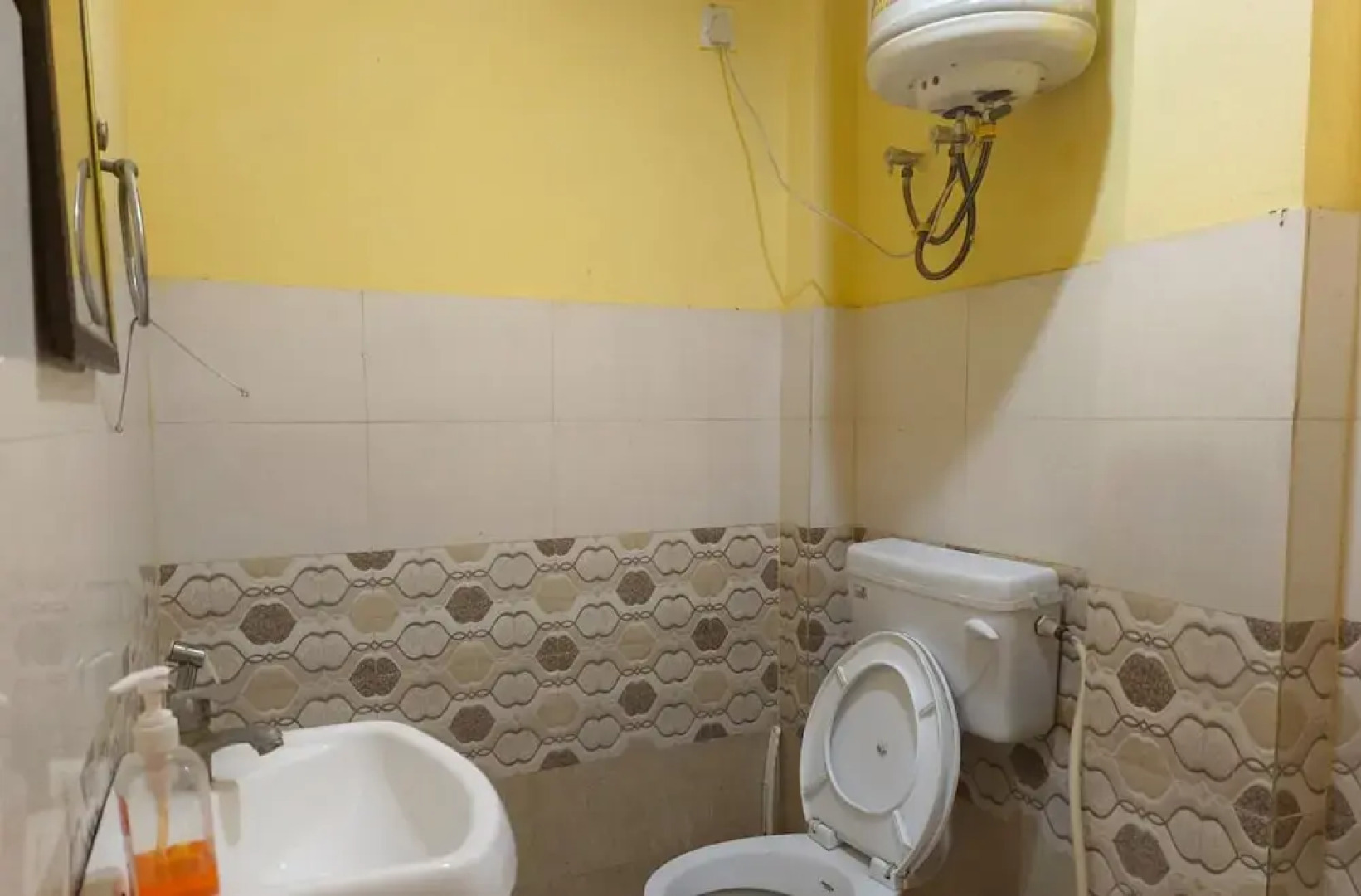 Sanskriti Paying Guest House