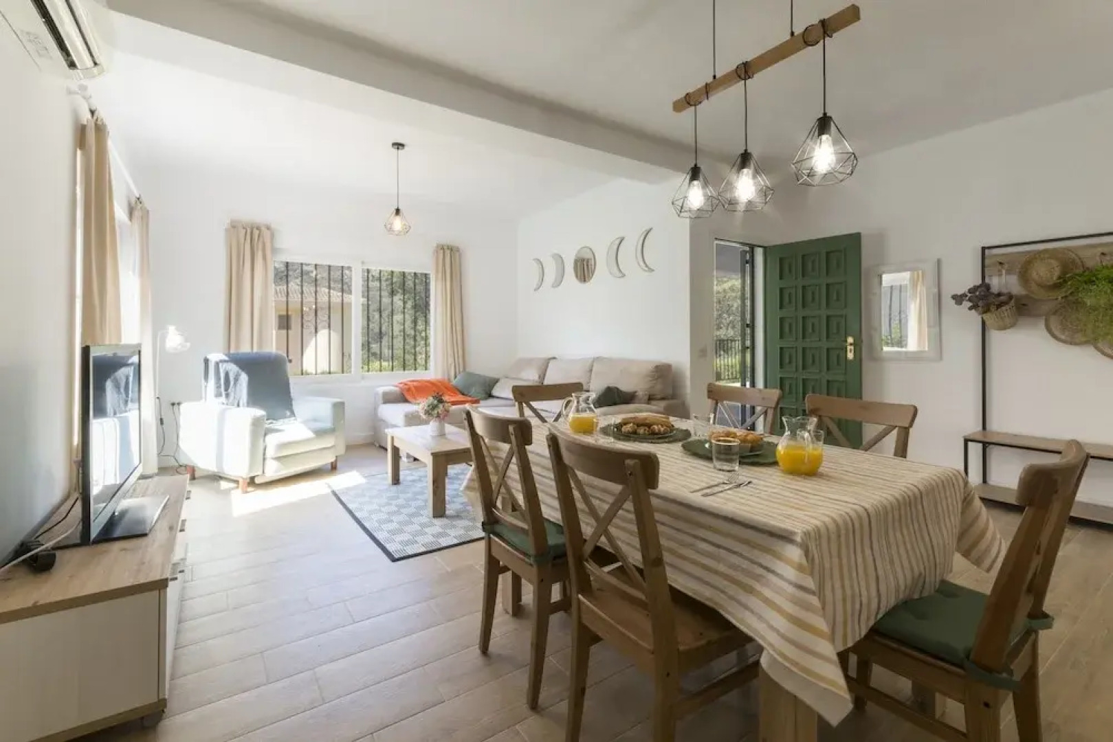 Cova De L Aire in La Drova