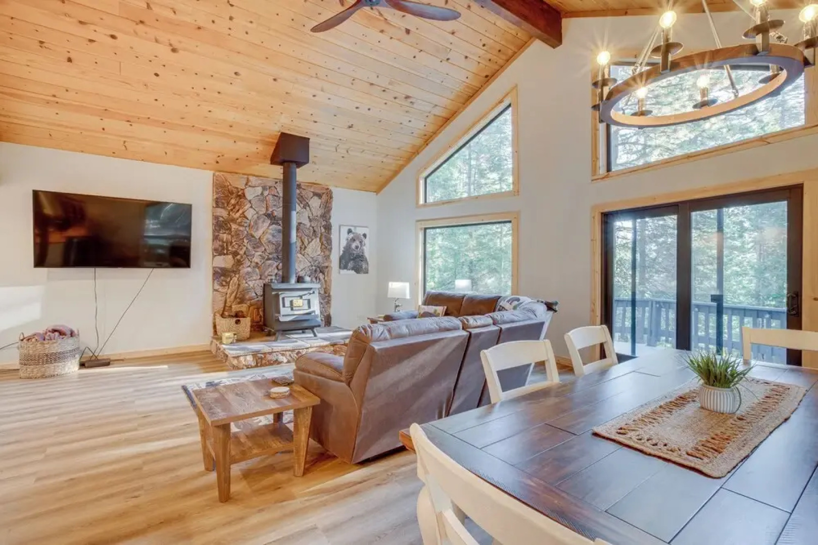 Arnold Cabin Near Calaveras Big Trees State Park!