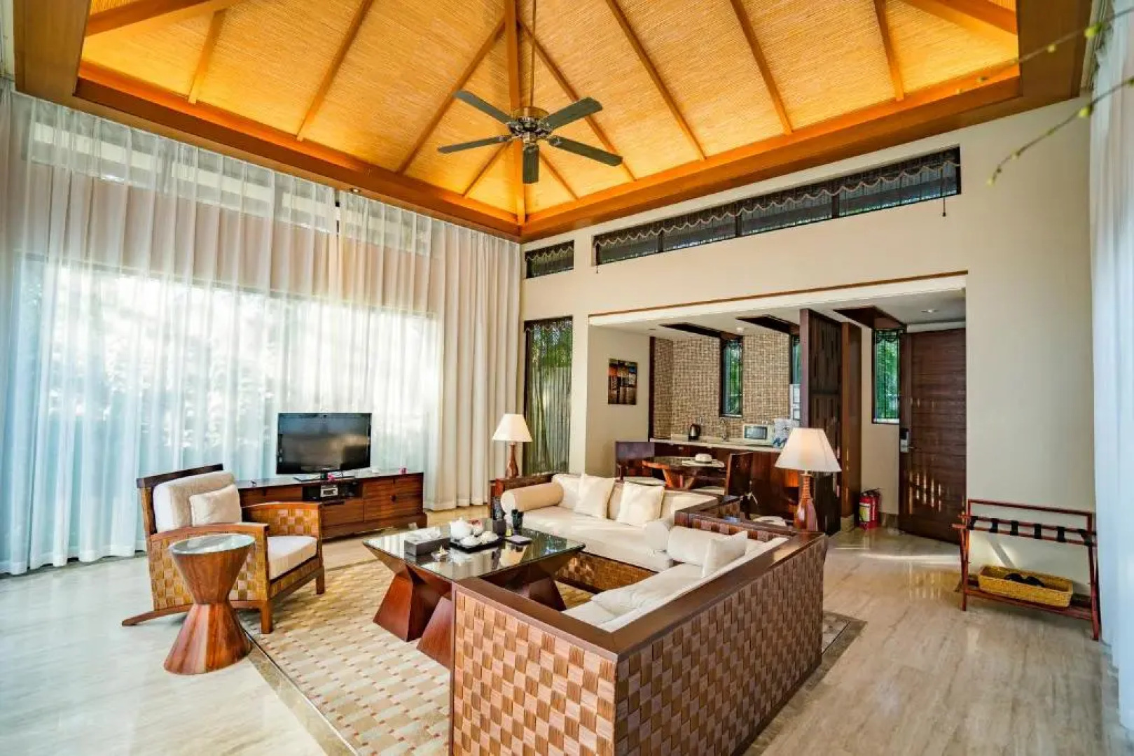 Grand Metropark Villa Resort Sanya Yalong Bay
