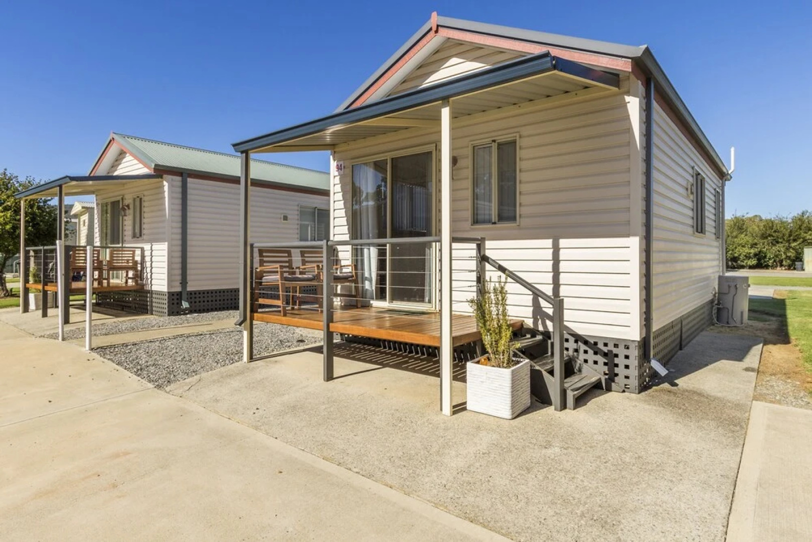 Serpentine Falls Park Home & Tourist Village