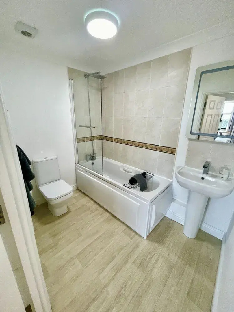 Pochin House Collections