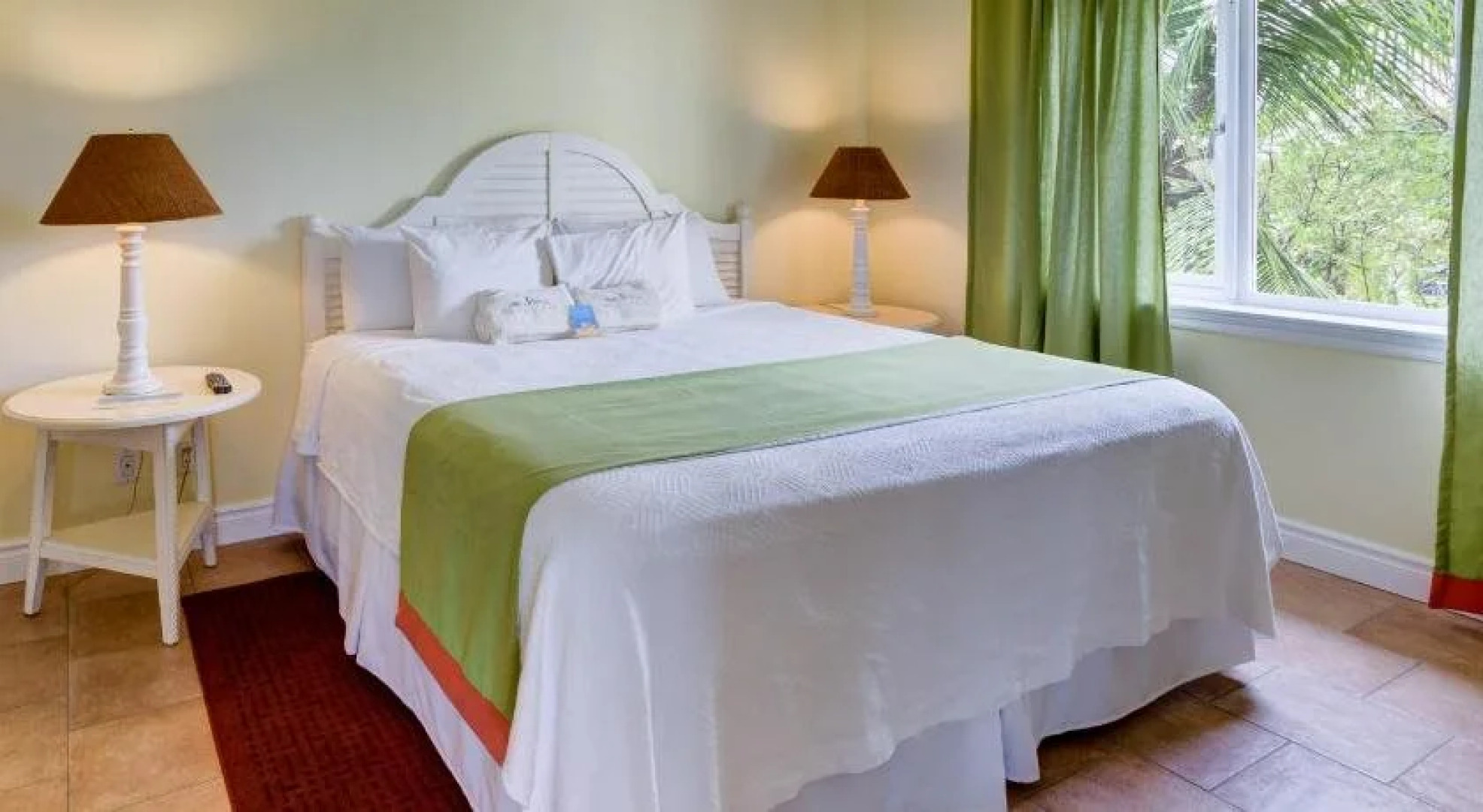 Pineapple Fields Resort