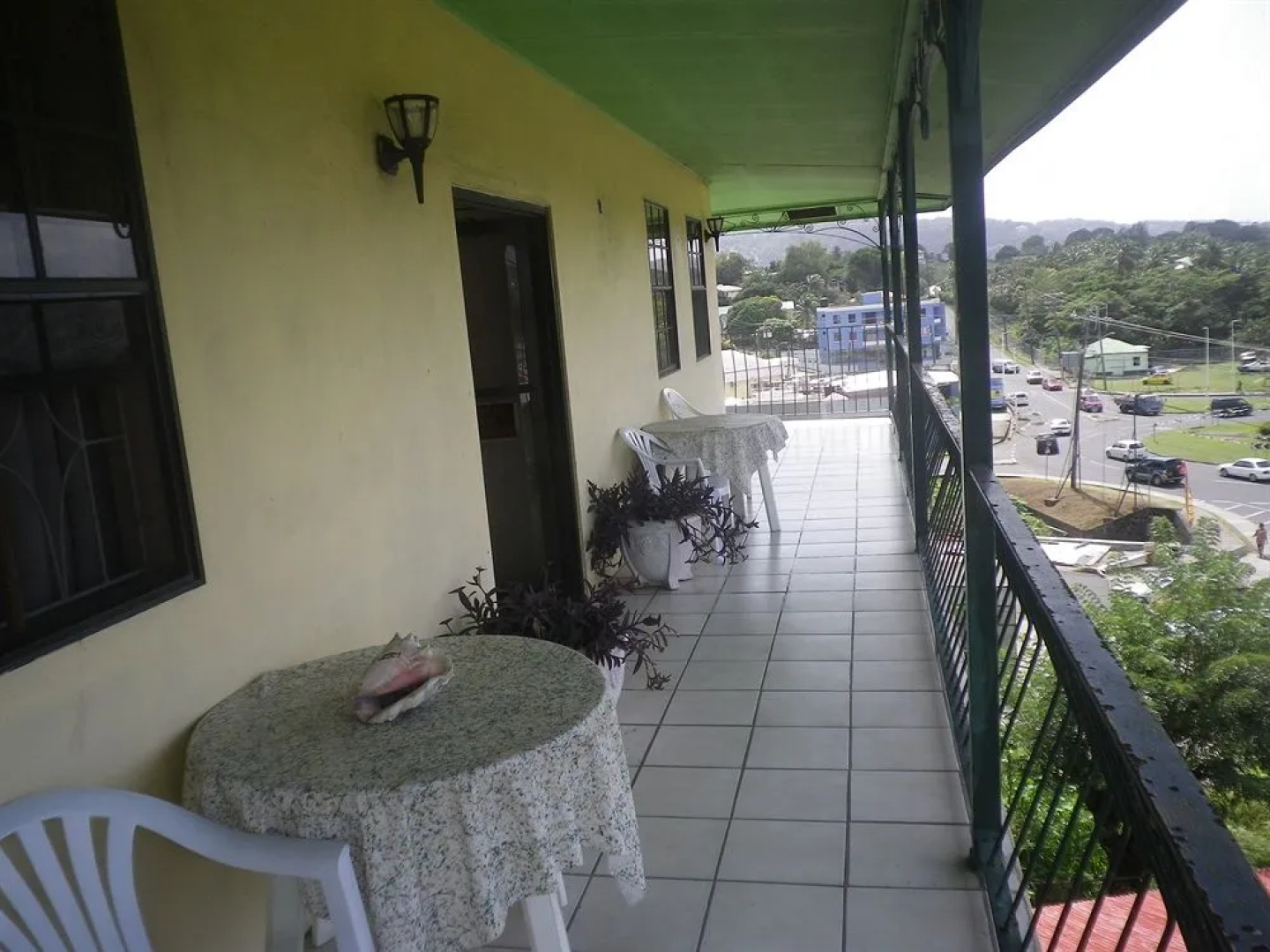 La Vista Guest Inn