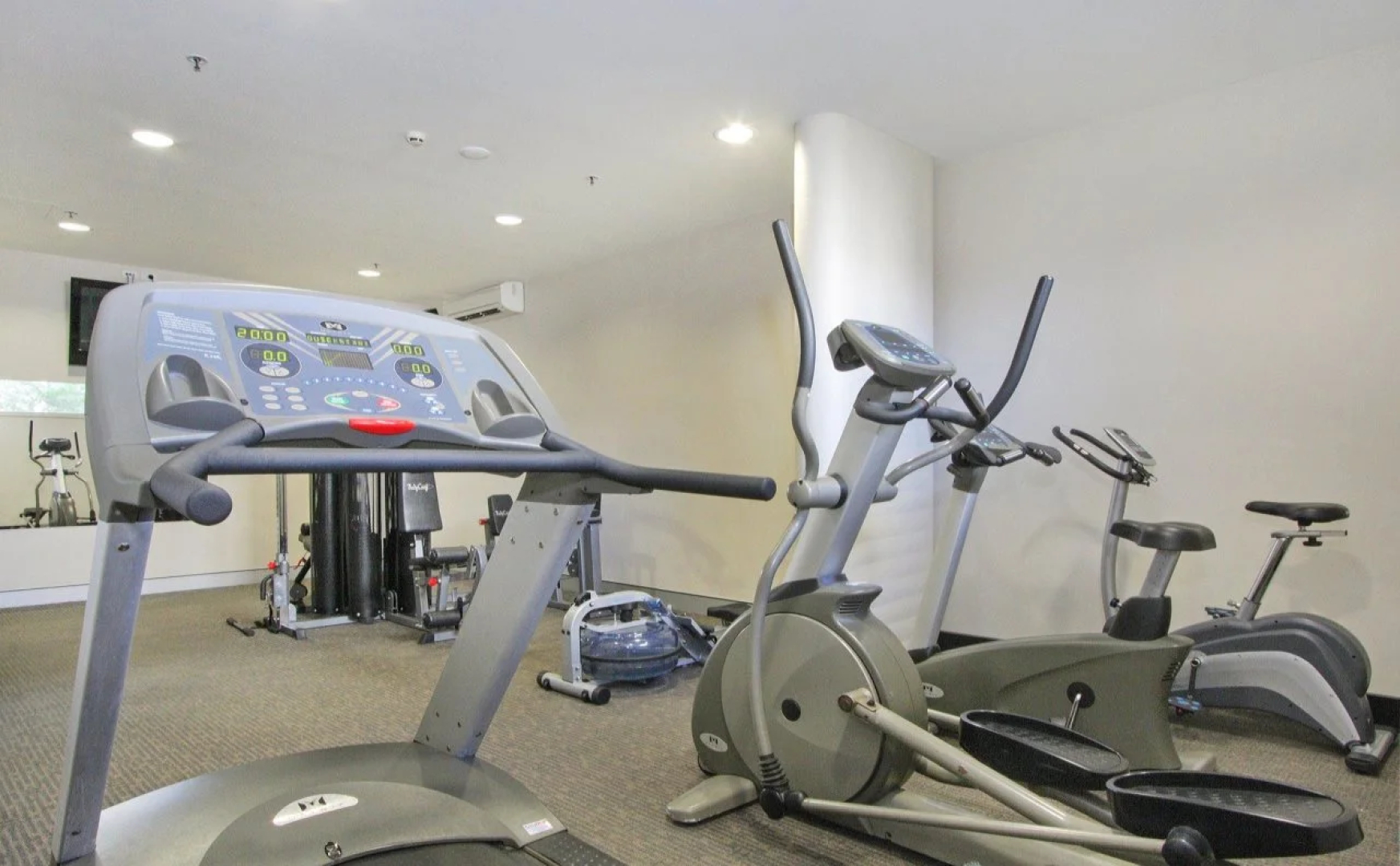 Pacific Suites Canberra