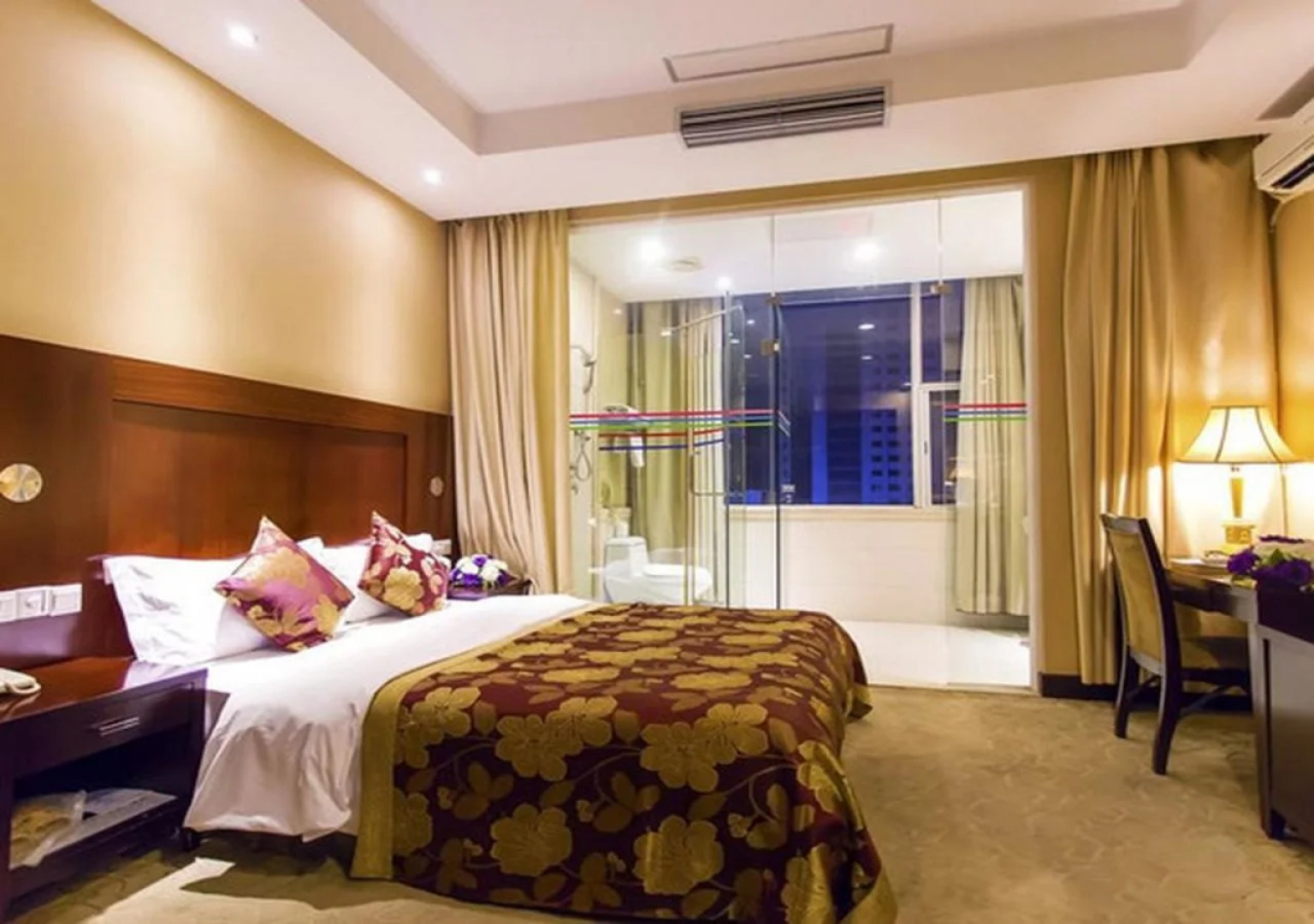 Enjoying International Hotel