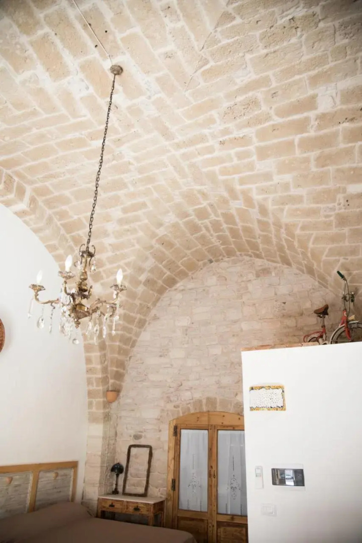 Piazza Duomo - Medieval Puglia's House