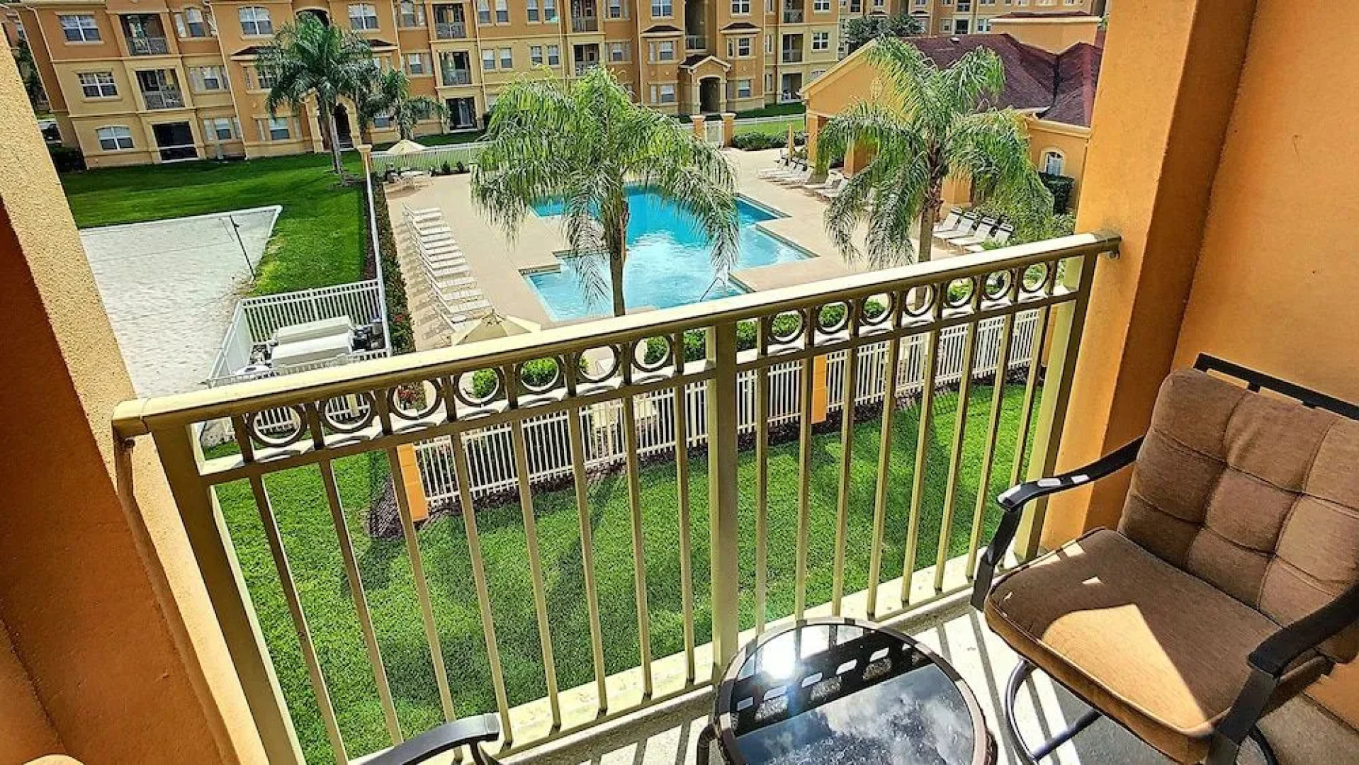 Pool Side Tree House