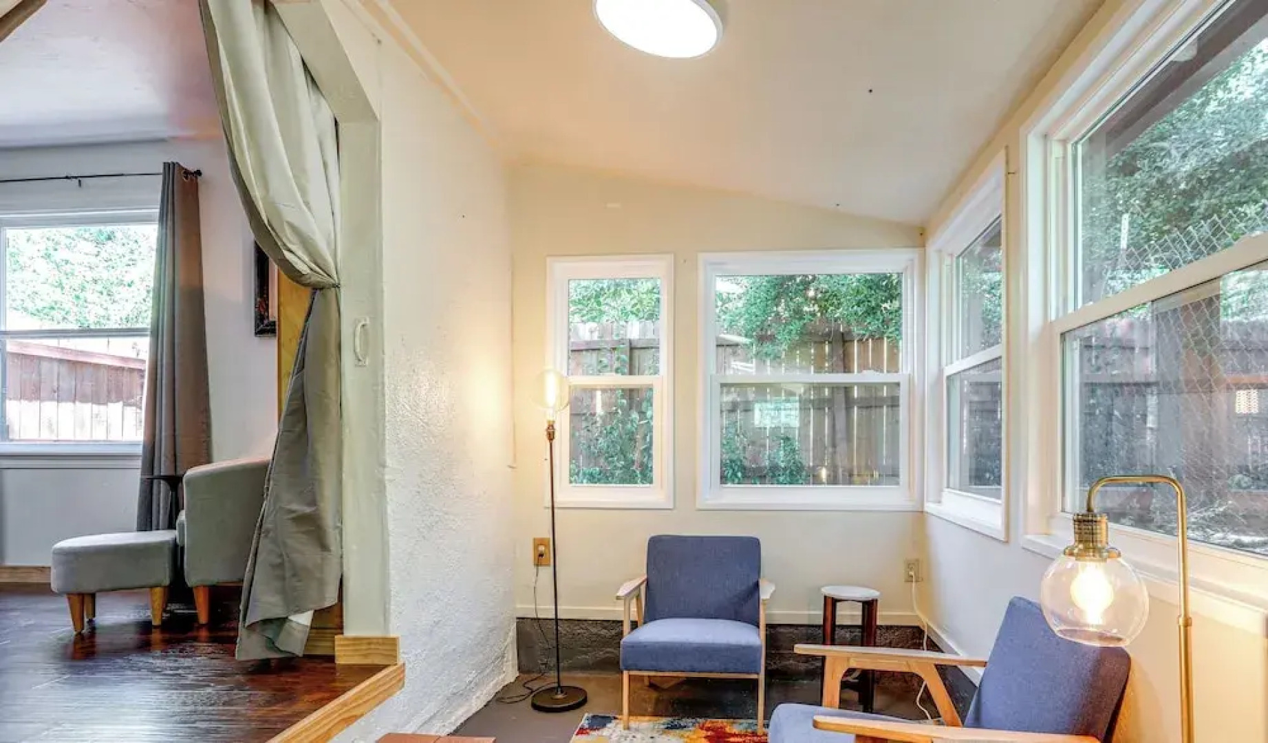 Wine Country Cottage in Historic Fiddletown!