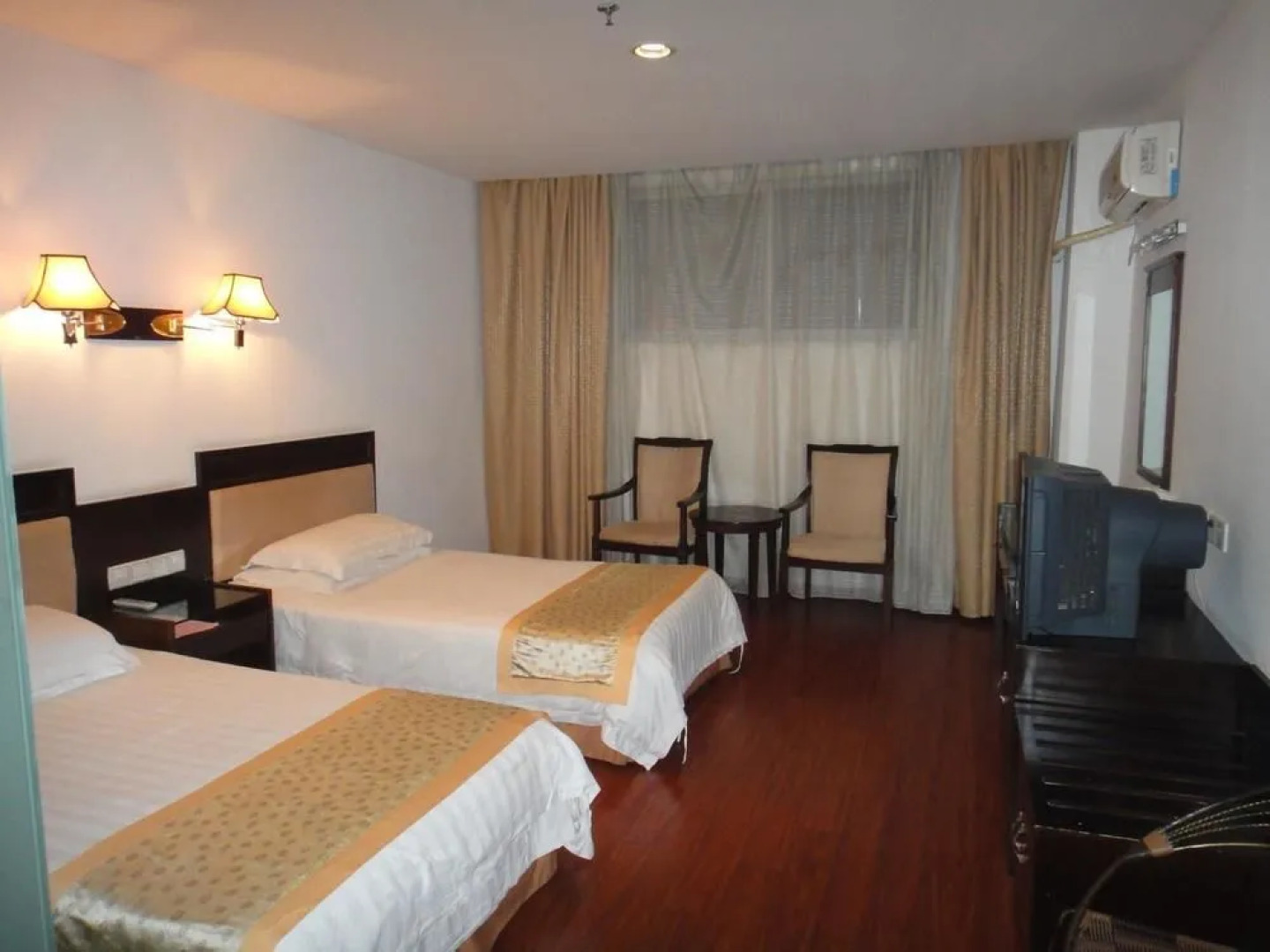 Lushan Hotel - Lushan