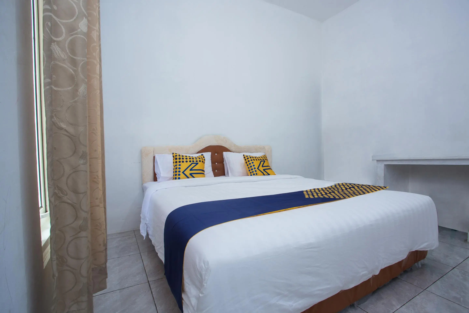 Hotel Kurnia by OYO Rooms