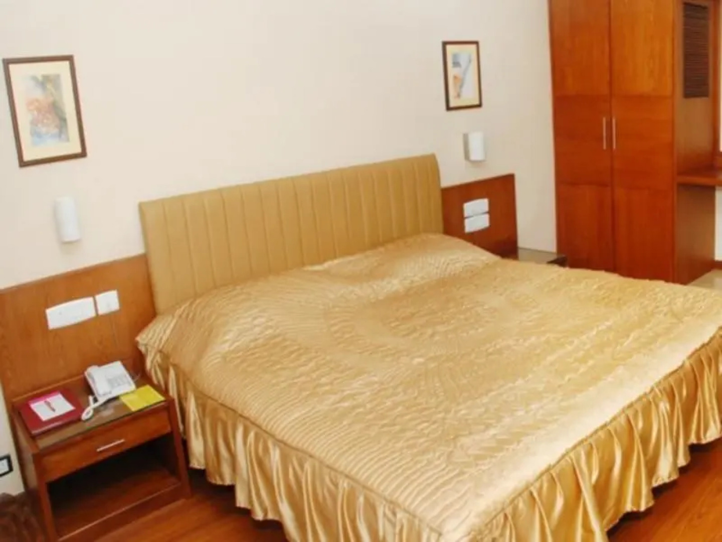 Hotel Deepa Comforts