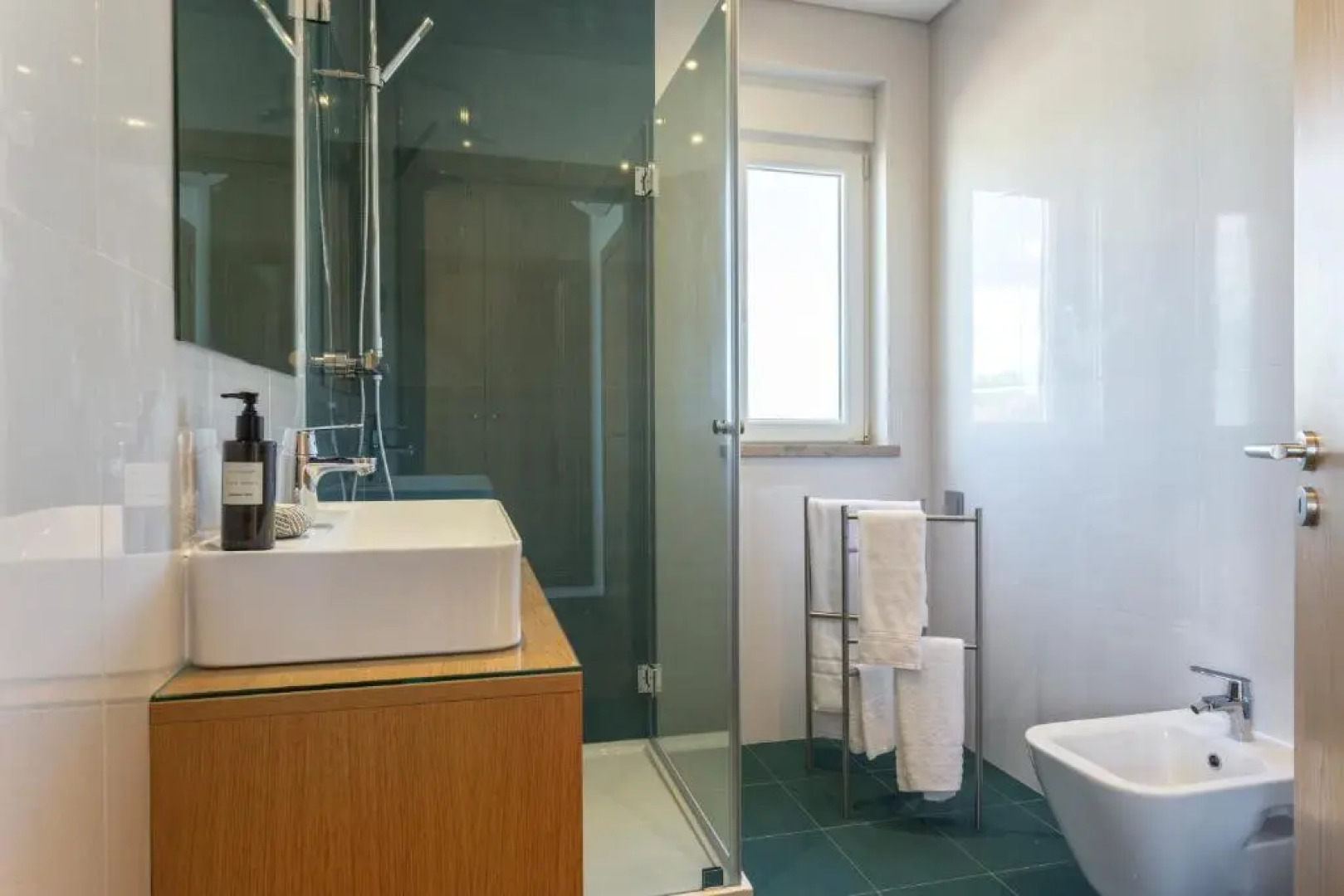 Blue Heaven Luxury V5