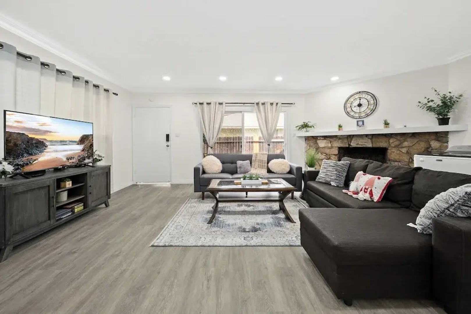 Idyllic Paradise Near Downtown LA