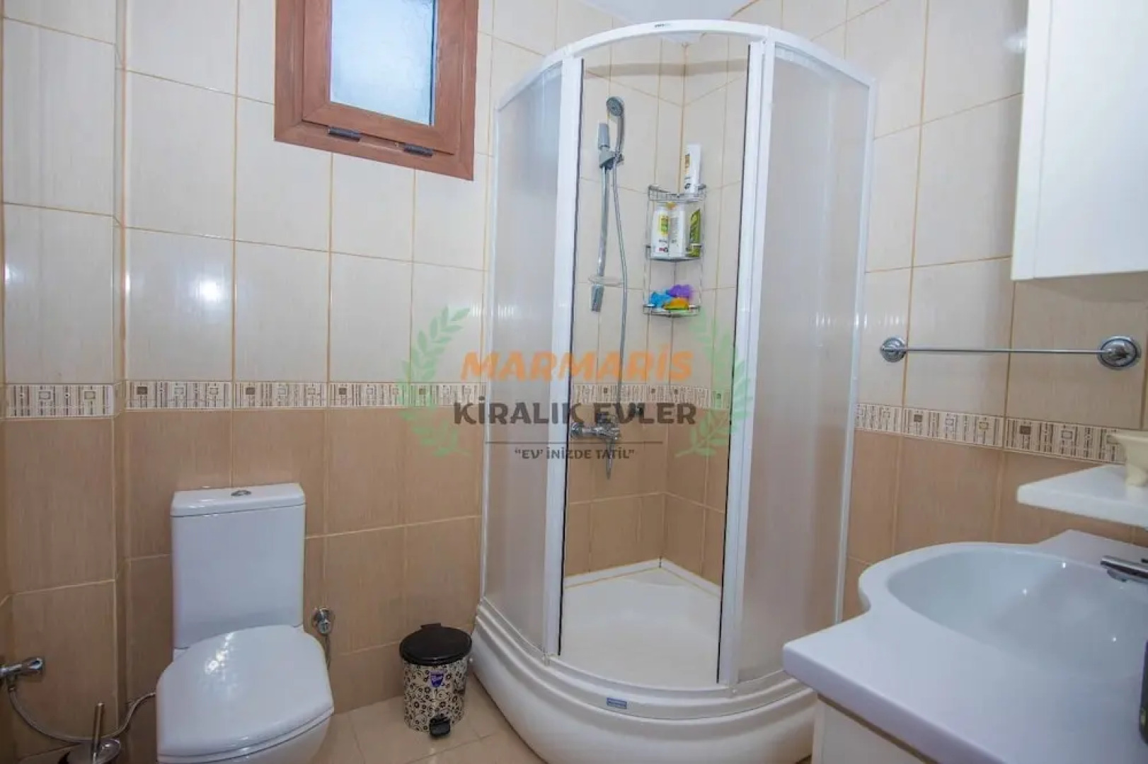 Fit'Art Saranda Evleri