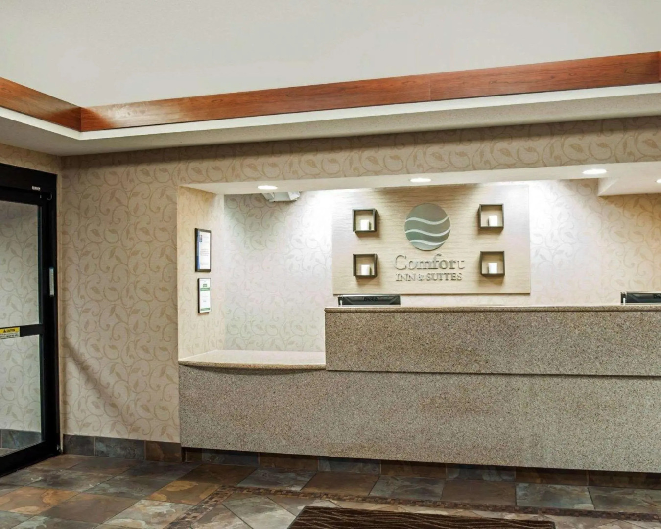 Quality Inn & Suites near St. Louis and I-255