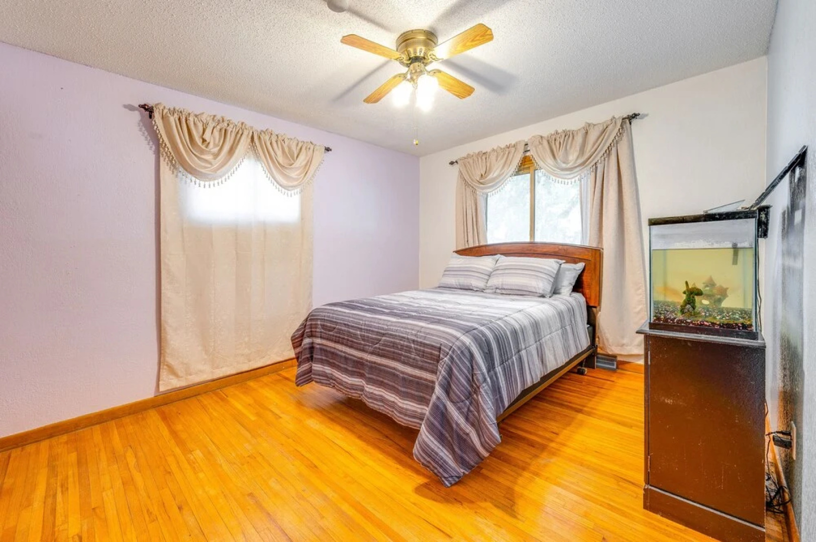 Pet-friendly Waterloo Abode w/ Deck!